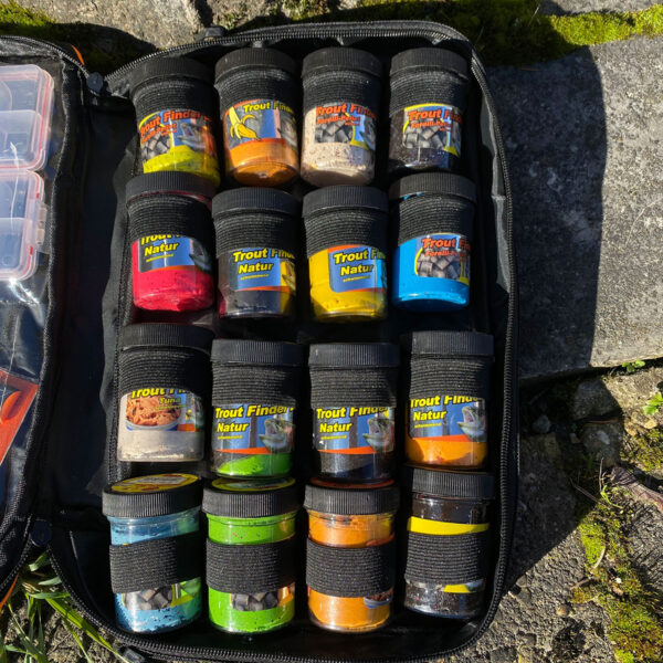 FTM TFT Forellenteigtasche Zubehörtasche für 16 Teiggläser und Zubehör voll mit Teiggläsern
